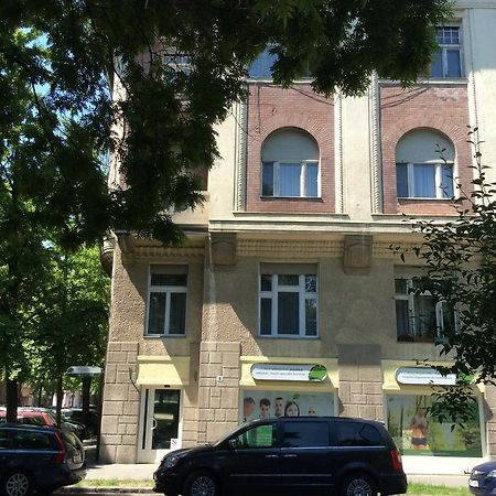 Stefania Studio Apartmanok Szeged Exterior photo