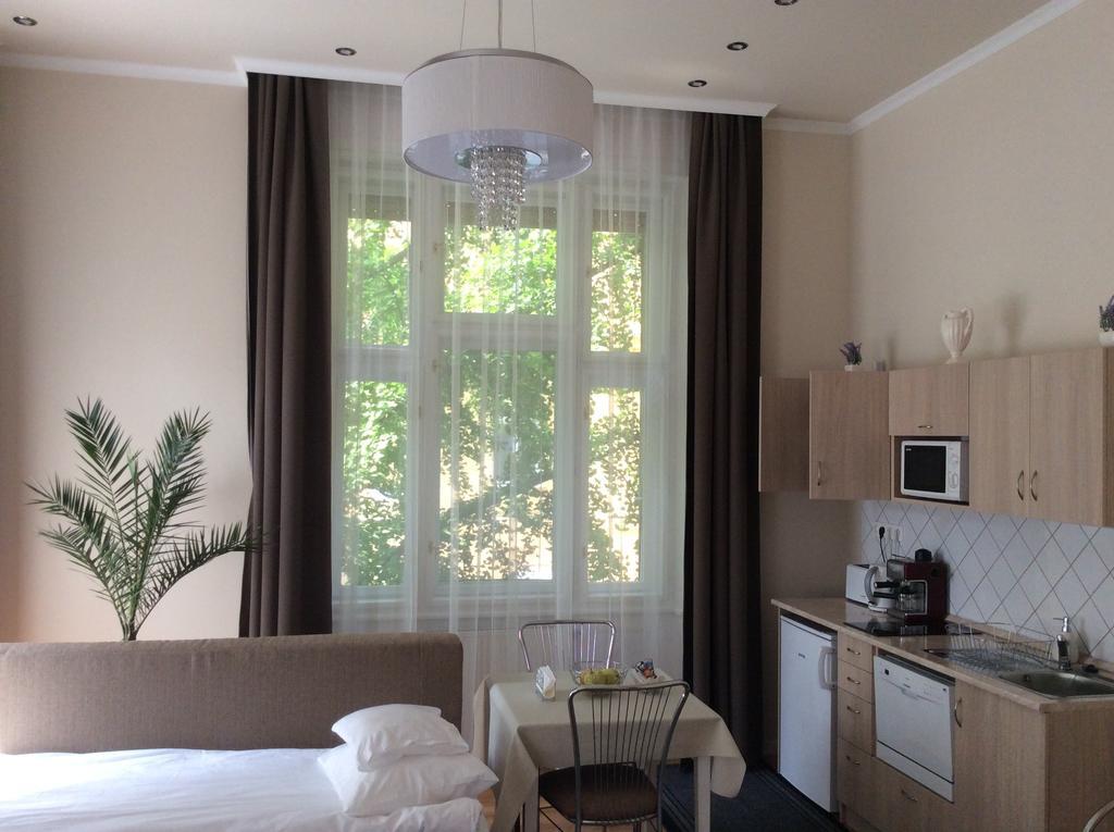 Stefania Studio Apartmanok Szeged Exterior photo